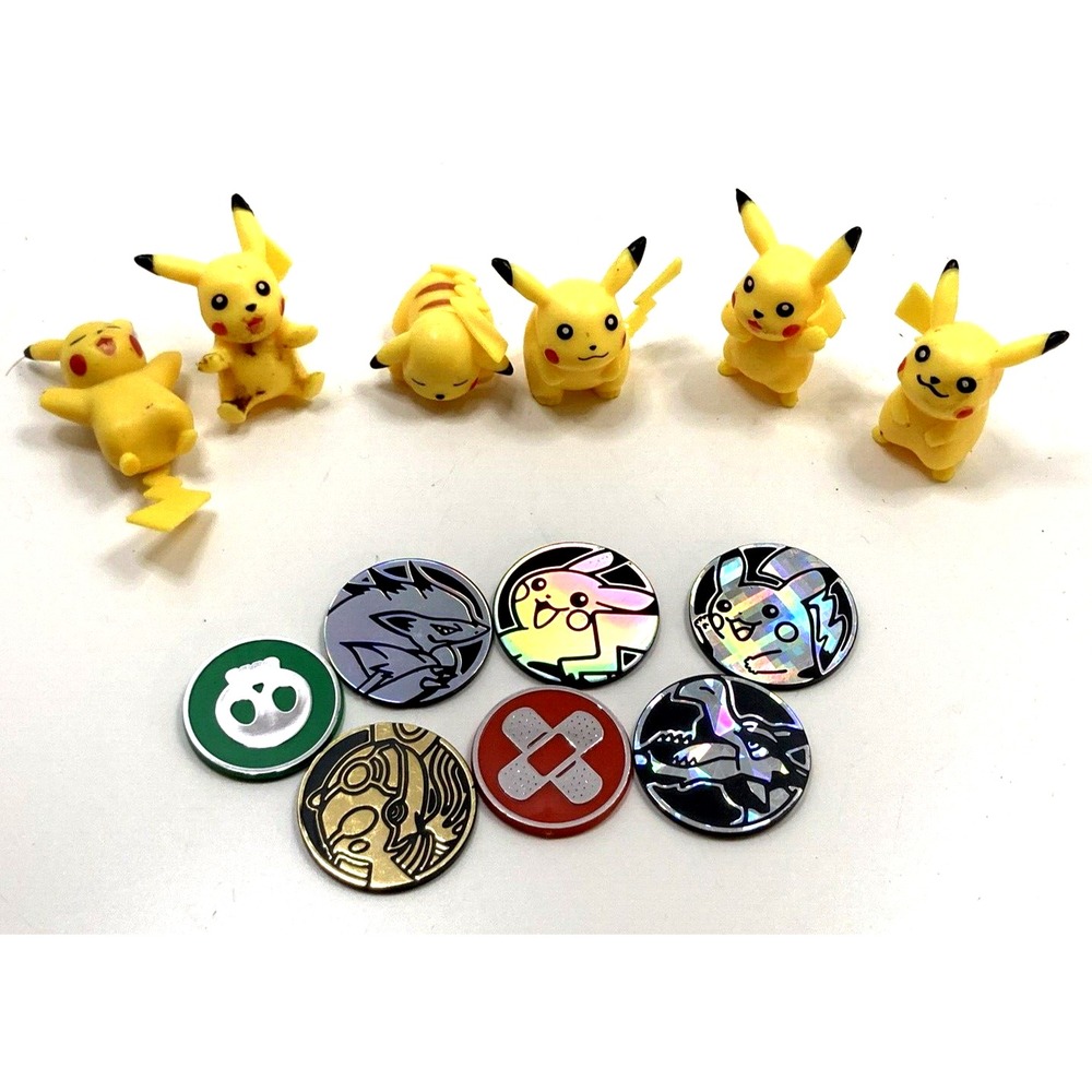 Bootleg Pokémon Pikachu Figures Lot of‎ 6 with Round Game Pieces